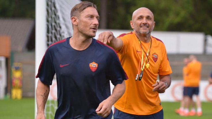 Totti e Spalletti, storia di un amore finito male: l’amicizia, la lite e l’ultimo abbraccio
