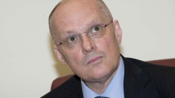 Coronavirus: Ricciardi: "C'è rischio di pandemia, ma non bisogna spaventarsi"