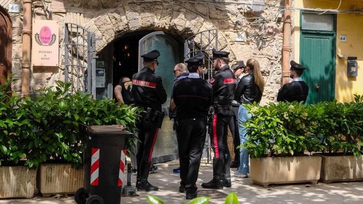 Sferracavallo sotto attacco, il racket torna a colpire: nel mirino bar e ristoranti