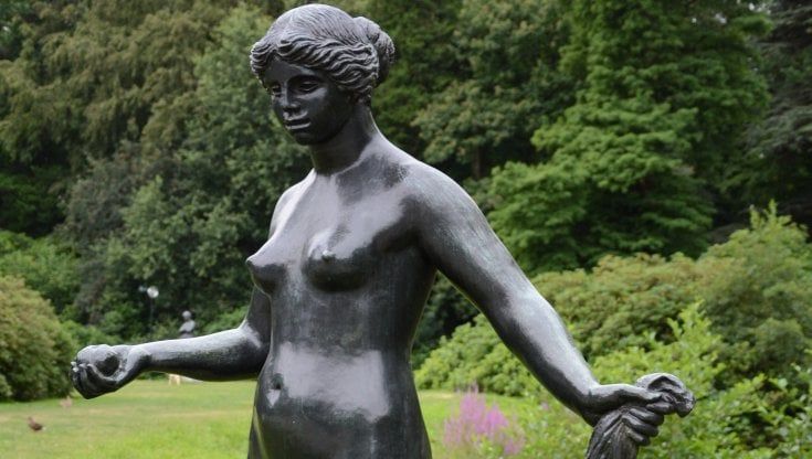 Renoir, bloccato l'arrivo in Italia della "Venus Victrix": forse trafugata dai nazisti