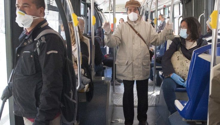 Covid-19, proibire gli eventi funziona, stare a casa meno. Ecco la classifica delle misure più efficaci