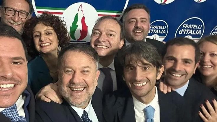 FdI, tra selfie e grandi assenti il primo tour siciliano di Sbardella
