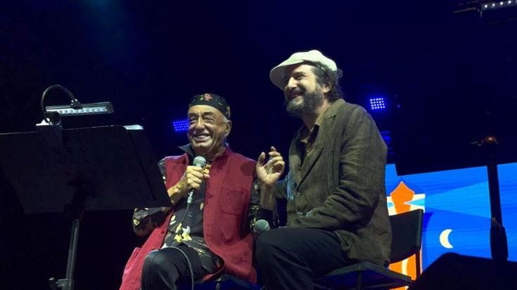 Barra e Capossela, dialogo tra note e parole