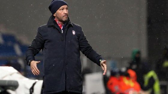 Crotone, Zenga: "Paghiamo un black-out di un quarto d'ora"