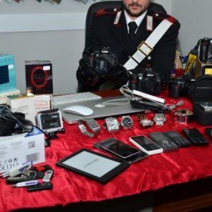 Torino: furti ai danni di anziani, ladro smascherato grazie a Whatsapp