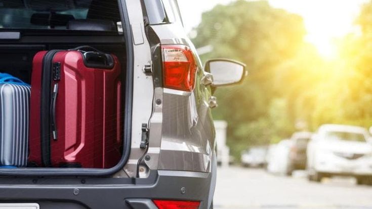 Noleggiare un’auto in vacanza? Da Milano a New York, da Phuket a Seul, ecco tutti i prezzi