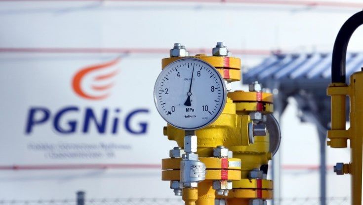Gas, Gazprom: "Sospesa fornitura a Polonia e Bulgaria". Pagamenti in rubli da 4 acquirenti. Cosa c'è dietro alla mossa di Mosca