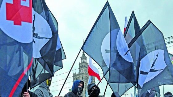 Polonia, la resistenza del sindaco di Danzica: "Democrazia a rischio"