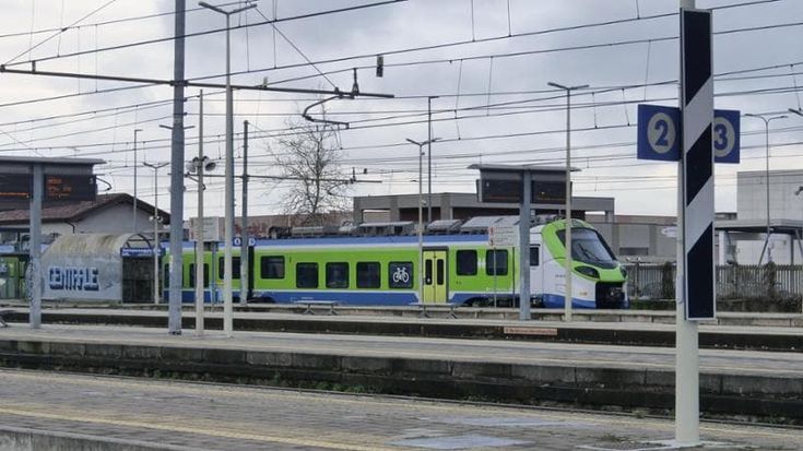 Sciopero dei lavoratori di Trenord per domenica 16 novembre: stop di otto ore