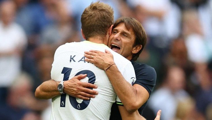Premier, vincono Tottenham e Chelsea. Liverpool, pari nel derby con l'Everton. Frena anche il City: 1-1 con l'Aston Villa