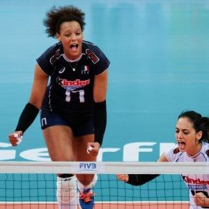 Volley, Rio 2016: Bonitta fa fuori la Diouf. Avvertita con un sms
