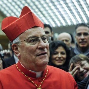 Il presidente della Cei, Bassetti: "La Chiesa non è un partito ma oggi i cattolici chiedono di contare di più in politica"