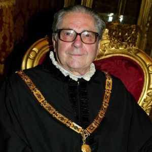 Chieppa: "Le Camere sono <br />in carica, dovrebbero legiferare<br /> prima delle motivazioni"