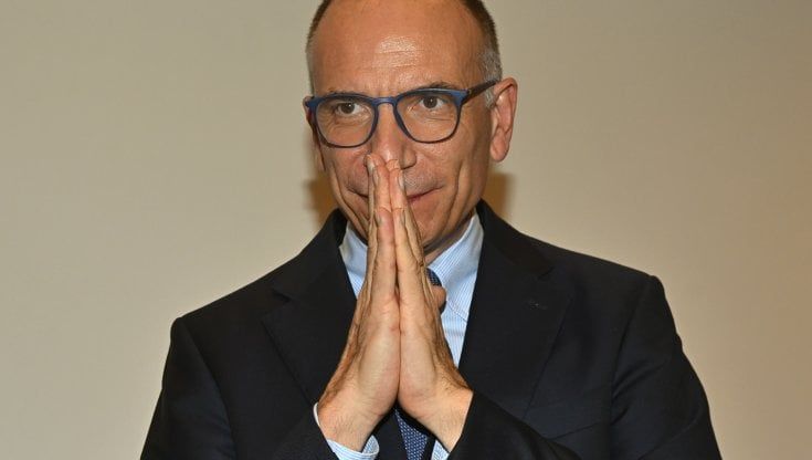 Letta convince le imprese: “Taglio al cuneo fiscale per aumentare i salari”