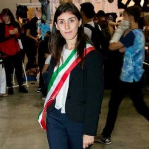  Romics, travesita da Virginia Raggi tra  supereroi di fumetti e serie tv