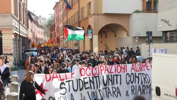 Liceo Arcangeli occupato, i danni saranno pagati da tutti