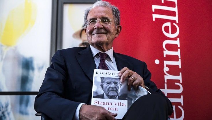 Amministrative, Prodi a Bitonto: "Il centrosinistra ha vinto perché ha candidato facce più presentabili"