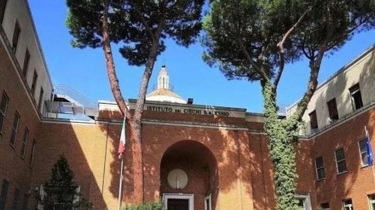 Servizi ridotti e debiti milionari: “Il Sant’Alessio deve cambiare”