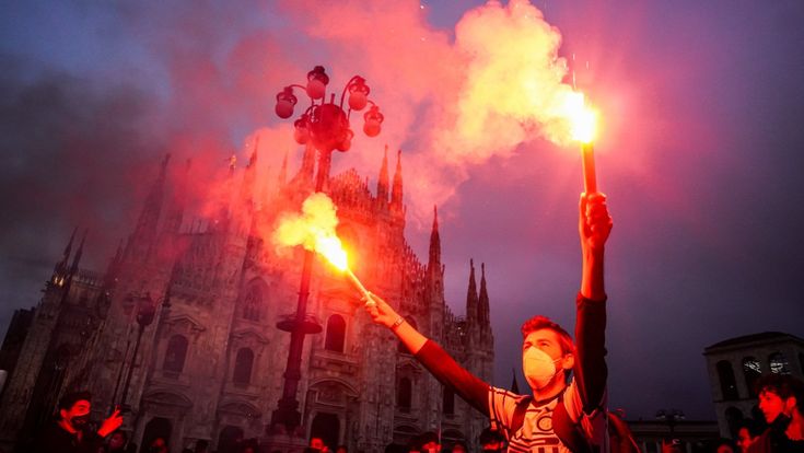 Più puntuali che pazzi, il prossimo scudetto dell'Inter lo prenoto già nel 2030