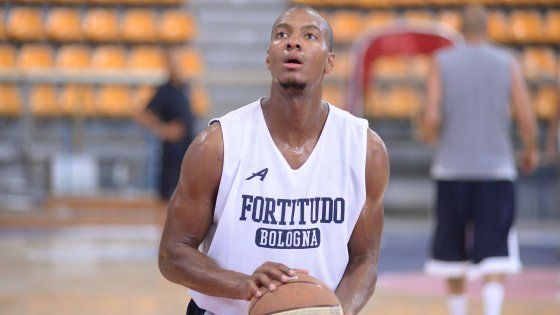 Fortitudo, Flowers spera nel lieto fine. E nei playoff