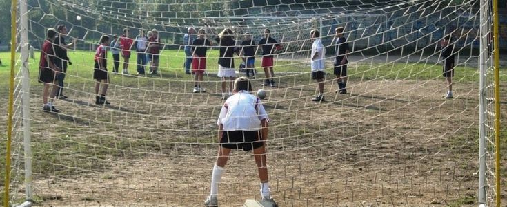 Da un campetto di periferia sino allo stadio di serie A per “l’ultima scommessa”
