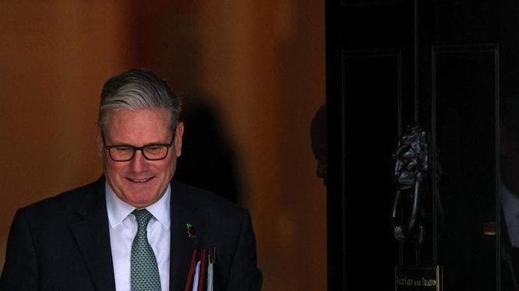 Londra, la notte del complotto contro Starmer: un'altra “House of Cards” a Downing Street