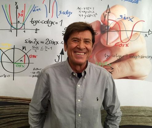 Gianni Morandi: "Io presidente? Sì, ma della Nazionale cantanti"
