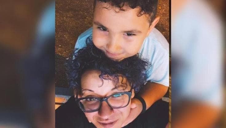 Morte del piccolo Elia Perrone, trovata in mare l’auto della madre suicida. Oggi l’autopsia