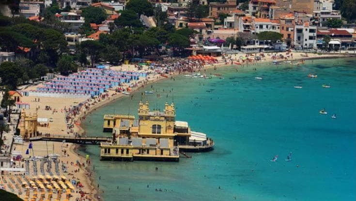Fratelli d’Italia contro il Cga, mentre Schifani chiede una deroga alla Bolkestein