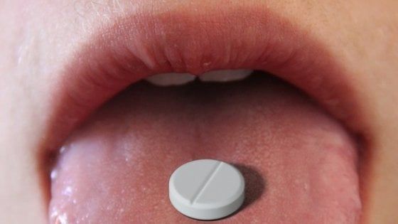 Francia, paracetamolo e altri antinfiammatori solo su consiglio del farmacista