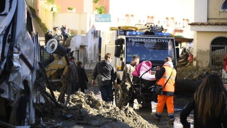 Casamicciola, la rabbia degli sfollati dell'hotel Michelangelo: "Una tragedia annunciata"