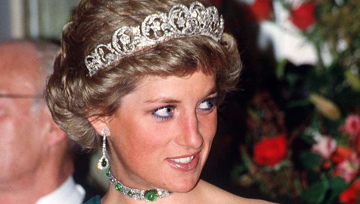 Ventiquattro anni senza principessa del popolo. Diana raccontata attraverso i gioielli a lei più cari