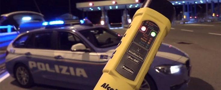 Uber, basta ubriachi, un'App li svela