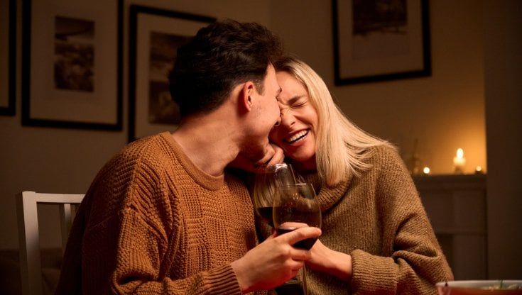 Gli italiani preferiscono festeggiare San Valentino a casa