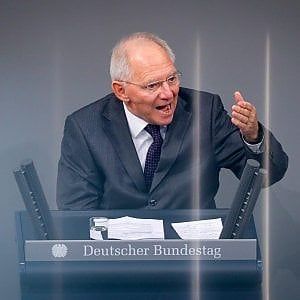 Schaeuble contro la Ue: non controlla i bilanci