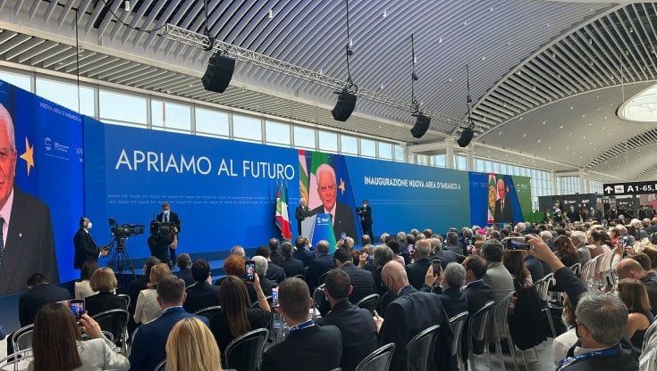 Mattarella sulla nuova area d'imbarco a Fiumicino: "Segno di speranza coltivato in pandemia". Troncone (Adr): pronti per il Giubileo