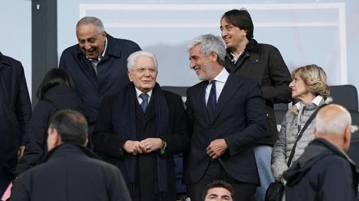 Noi con il presidente Mattarella, loro con due papi ciociari, Frosinone - Palermo è già fantaderby