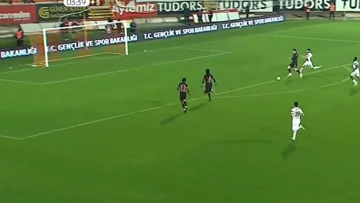 Zaniolo, gol  all'esordio col Galatasaray senza esultare