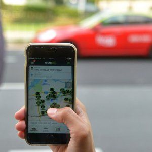 Telefonia e pay-tv, i contratti saranno al massimo di 2 anni. Retromarcia del Garante: stop alla doppia fatturazione