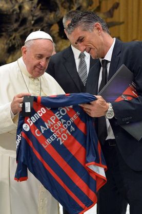Papa Francesco riceve il San Lorenzo: ''Siete parte della mia identit&agrave;''