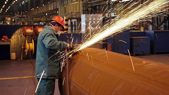 Jobs Act: addio all'articolo 18, aboliti i contratti 'precari'