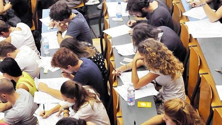 Nuovo accesso a Medicina, cresce la protesta dei prof: in 750 bocciano la riforma