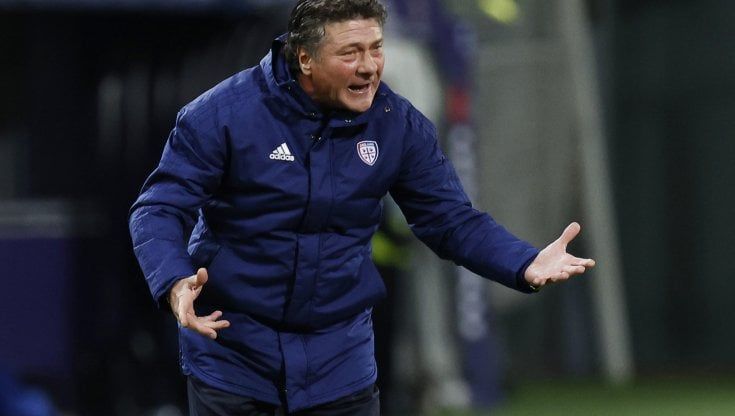 Cagliari, Giulini: "L'ultimo posto ferisce, ma ripartiamo da Mazzarri"