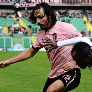 Il Palermo verso la sfida di Cesena<br />migliora Barreto, ma si ferma Bolzoni