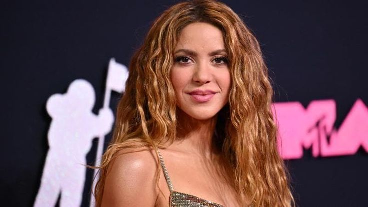 Shakira e la nuova canzone per Gerard Piqué: “E’ come Voldemort, non va neanche nominato. Ho fatto troppi sacrifici per amore”