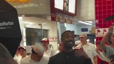 Oscar e patatine fritte: la "cena di gala" di Michael B. Jordan dopo la vittoria come miglior attore