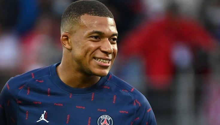 Psg, porta in faccia al Real su Mbappé. Leonardo: "Sono stati scorretti, può andarsene"