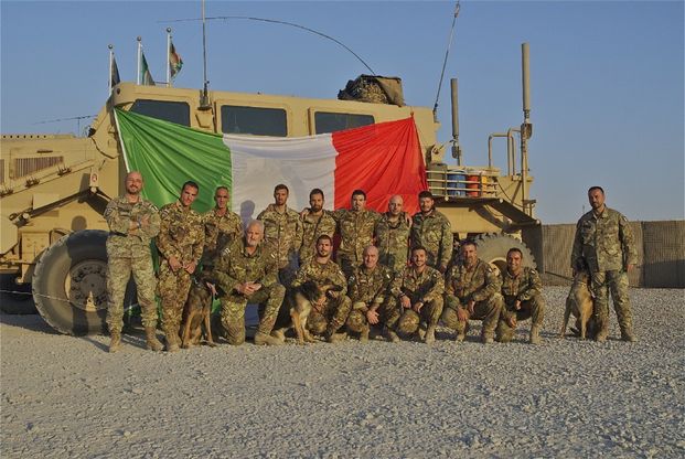 Il reggimento di genieri palermitani<br />che va a caccia di bombe nascoste