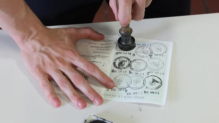 Bologna, astensionismo alle urne: ritratto di chi non è andato a votare e perché