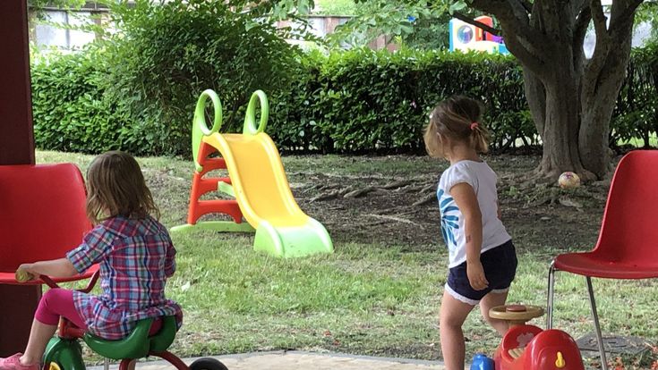 Genitori contro lo sciopero nei nidi a Bologna: "Danneggia i bambini"